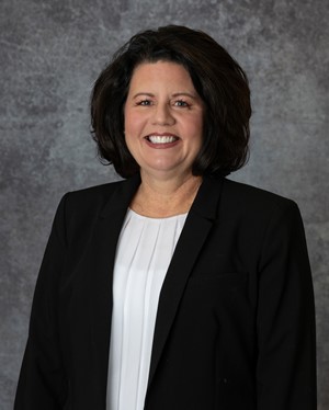 Dr. Denise Lohr 